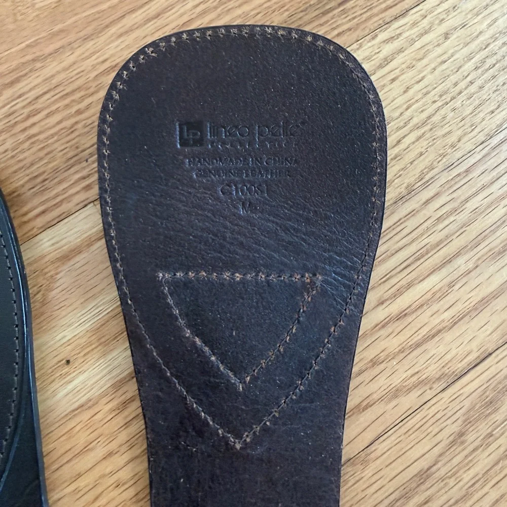 Brown Linea Pelle belt with rose gold detailing